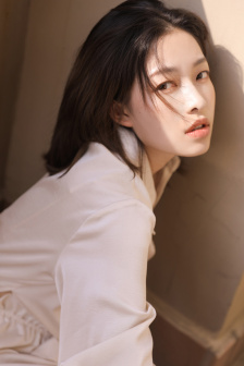 爱矢峰子