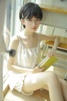 漫漫帝王路浓浓美人情
